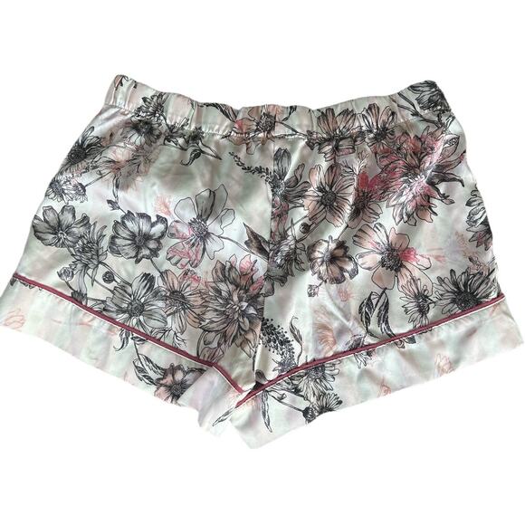 Victoria’s Secret Print Satin Sleep PJ Shorts in Size Medium - Picture 8 of 9